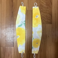 ニトリ　カーテン　花柄　遮光3級の画像
