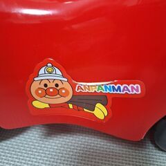 アンパンマン乗り物の画像