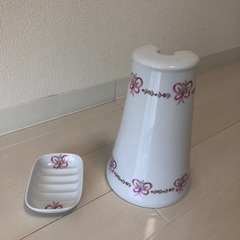トイレブラシたて・ソープディッシュの画像