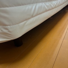 無印　足つきベッドの画像