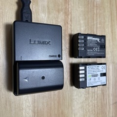 カメラと付属品の画像