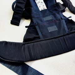 ★美品★ ベビービョルン抱っこ紐　BABYBJORN OEN KAI AIR　　の画像