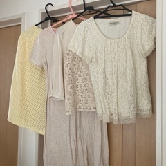 レディース　服　まとめ売り１５着くらいの画像