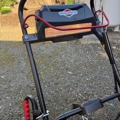 小型エンジン式除雪機 Briggs ＆ Stratton 1222EEの画像