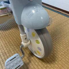 iimo 折りたたみ式三輪車 トイザらス  マカロンブルーの画像
