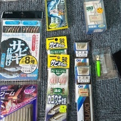 中販紅　【Week】🅱️釣具小物品とケースBOXまとめ販売　現状渡し　09-15-07 の画像