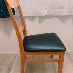 ダイニングチェア（椅子）の画像