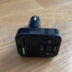 車用FMトランスミッター 2USBポート　3.1A 出力の画像