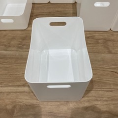 収納ケース２種、１０点の画像