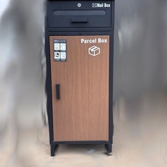 宅配ボックスの画像