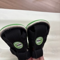 子ども　サンダルの画像