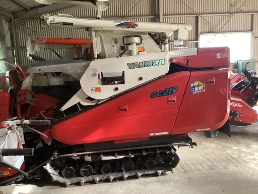 稲刈り　コンバイン　ヤンマー　2条刈　19馬力　屋根　デバイダ付き　2005年購入