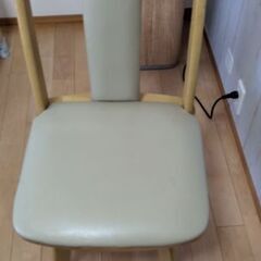 テーブル　ベンチ　椅子　差しあげます。の画像