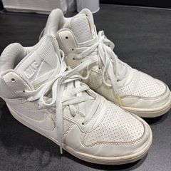 NIKE ハイカット　レディースの画像