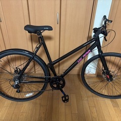 【ほぼ新品】HILAND クロスバイクの画像