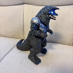 バンダイ・ウルトラ怪獣「ゴーグファイヤーゴルザ」ソフビ人形の画像