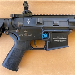 キングアームズM4 VIS-1 VLTORの画像