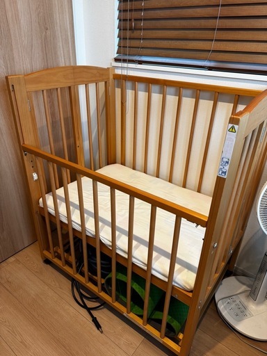 ミニサイズベビーベッド