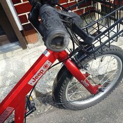 子供用自転車　JEEP　赤　１８インチの画像
