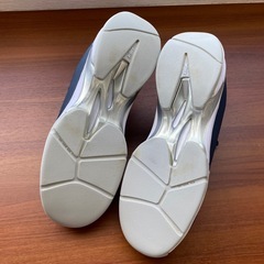 princeテニスシューズ　カーペット用　24.5cmの画像