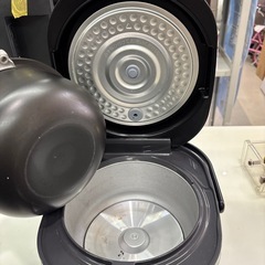 【シャープ炊飯器】【3合炊き】2016年製★クリーニング済み/6ヶ月保証付き【管理番号11509】野の画像