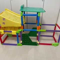 【取引中】ジャングルジム付き滑り台の画像