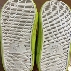 H&Mの子供シューズ　13cmの画像