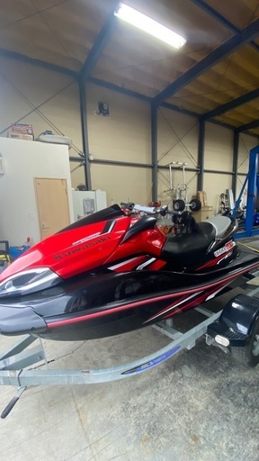 カワサキ ウルトラ300x ジェットスキー