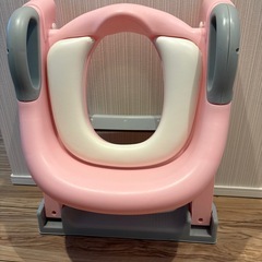 ステップ付き補助便座の画像