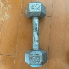 ダンベル　4kg×2 セット　サビありの画像