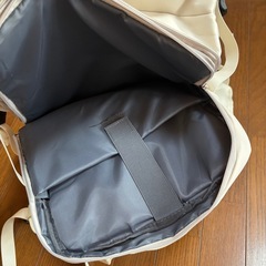 美品　２ウェイリュック　オフホワイトの画像