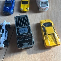 トミカ、ミニカー18台セットの画像