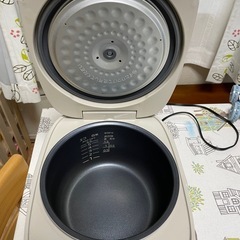タイガー　マイコン炊飯ジャーの画像