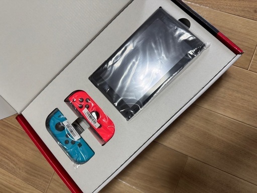 Switch後期　美品22日まで掲載