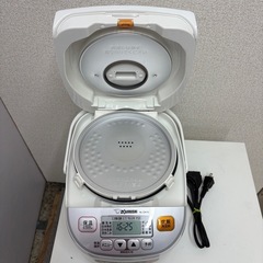 ⭐️取り引き限定⭐️ ZOJIRUSHI 炊飯器 2020年 5.5合 1.0L 美品の画像