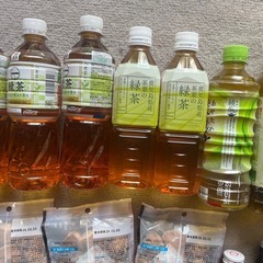 飲料品、スコーン、バラ(60円,20円)売りも可、お茶、スポーツドリンク、栄養ドリンク、炭酸水、コーヒー等、賞味期限内。の画像