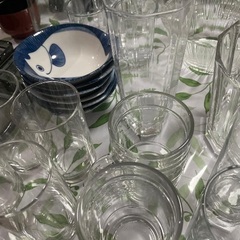 ガラス食器まとめ売りの画像