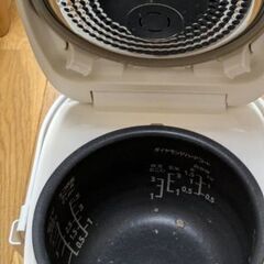 Panasonic　5.5合炊き炊飯器の画像