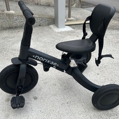 乗り換え三輪車の画像