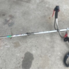 MARUYAMA刈り払い機引き力の軽いRスタート新品チップソー付の画像