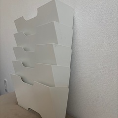 IKEA　マガジンラックの画像