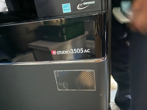 デジタル複合機（相場80万〜です）