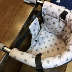 西松屋テーブルチェアの画像