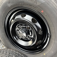 145/80r12 黒鉄チンホイールスタッドレスタイヤ5本付きの画像