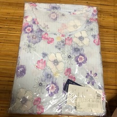 パジャマ3着（婦人物新品）の画像