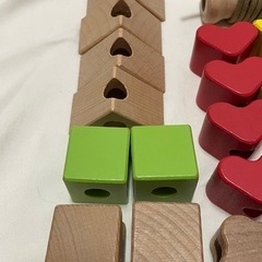 つみき　ひも通し　知育玩具　木のおもちゃの画像