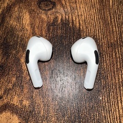 【正規品】Apple AirPods Pro2 Lightningタイプ　中古の画像