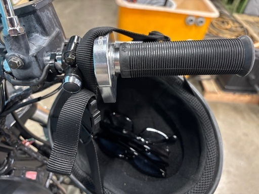 ボルティ250カスタムブラットスタイルSR.ST.グラストラッカー (パンダ