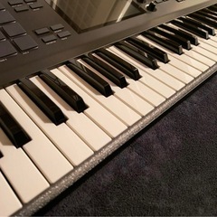 AKAI MPC KEY 61 キーボード HAMMONDソフトケース付きの画像