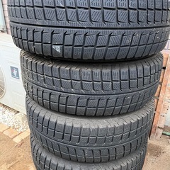 中古スタッドレスタイヤ　ホイール付き　4本セットの画像